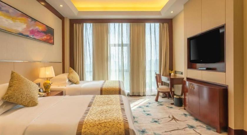 Dezhou Regal Kangbo Hotel Luaran gambar
