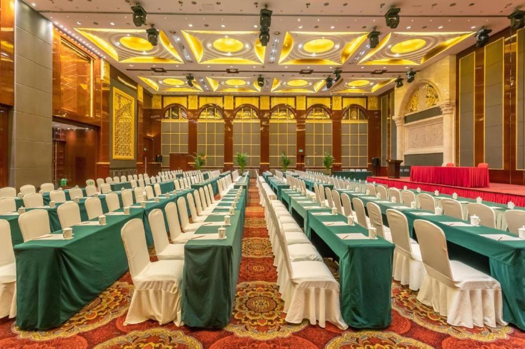 Dezhou Regal Kangbo Hotel Luaran gambar